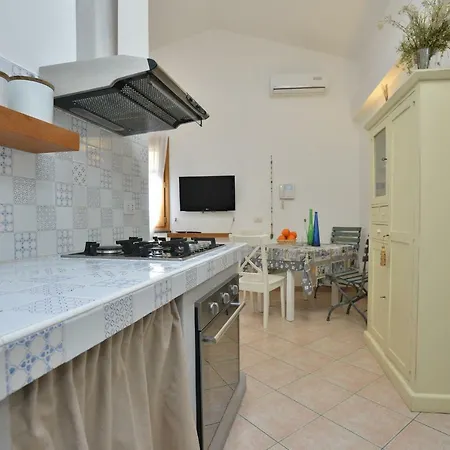 Izzhome Vittorio Emanuele *