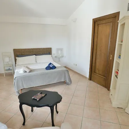 Izzhome Vittorio Emanuele *
